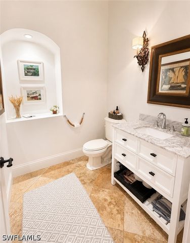 2056 Mission DR, Naples, FL 34109