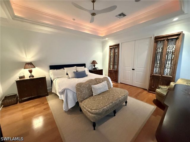 2056 Mission DR, Naples, FL 34109
