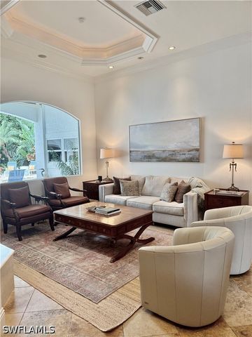 2056 Mission DR, Naples, FL 34109