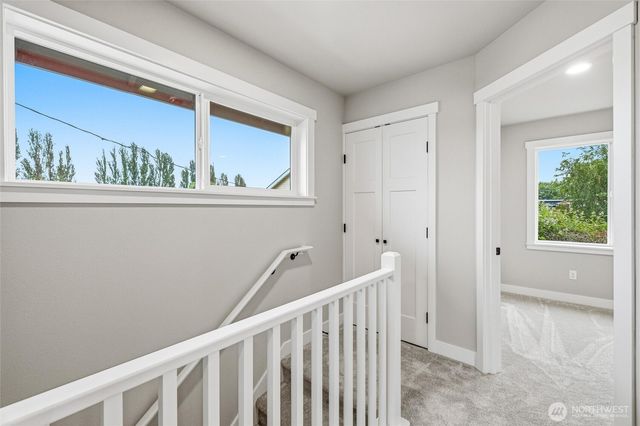 212 Carolina St, Bellingham, WA 98225