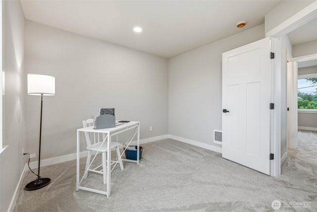 212 Carolina St, Bellingham, WA 98225