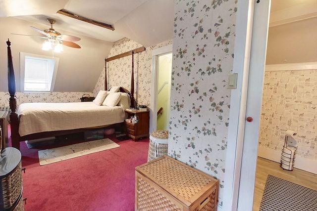 90 Arbor St, Lunenburg, MA 01462