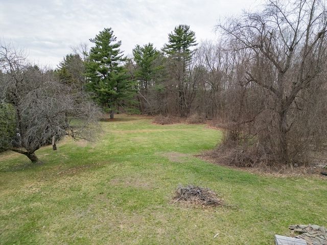 90 Arbor St, Lunenburg, MA 01462