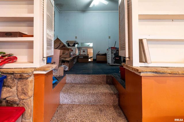 755 S LAKESHORE Drive, Goreville, IL 62939