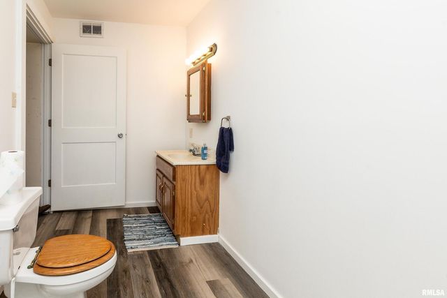 755 S LAKESHORE Drive, Goreville, IL 62939