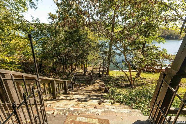 755 S LAKESHORE Drive, Goreville, IL 62939