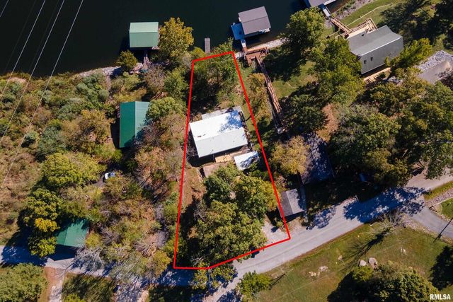 755 S LAKESHORE Drive, Goreville, IL 62939