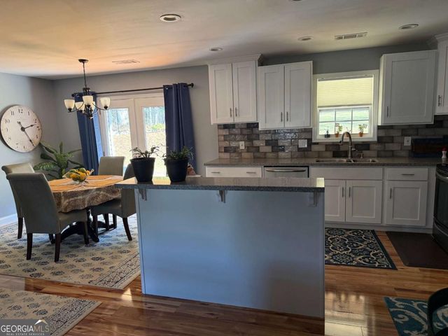 164 High Point Road NW, Milledgeville, GA 31061