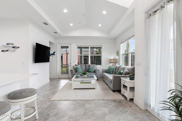 208 Ocean Hammock Loop, Daytona Beach, FL 32124