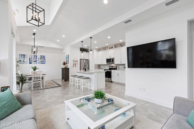 208 Ocean Hammock Loop, Daytona Beach, FL 32124