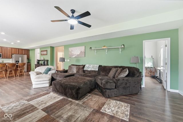 3304 Hurst Street, Whiteland, IN 46184
