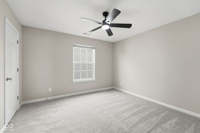 3304 Hurst Street, Whiteland, IN 46184