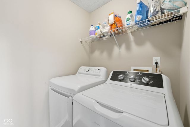 3304 Hurst Street, Whiteland, IN 46184