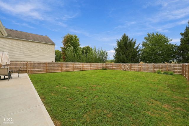 3304 Hurst Street, Whiteland, IN 46184