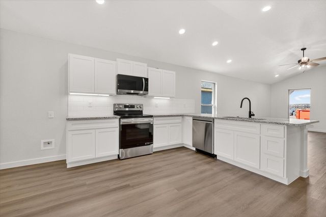 13705 Gary Avenue, Lubbock, TX 79423