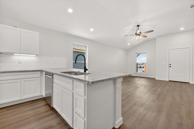 13705 Gary Avenue, Lubbock, TX 79423