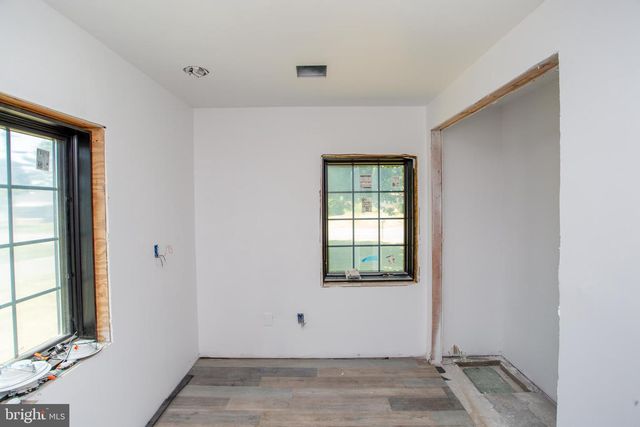 2424 NORTHWOOD AVE, Easton, PA 18045