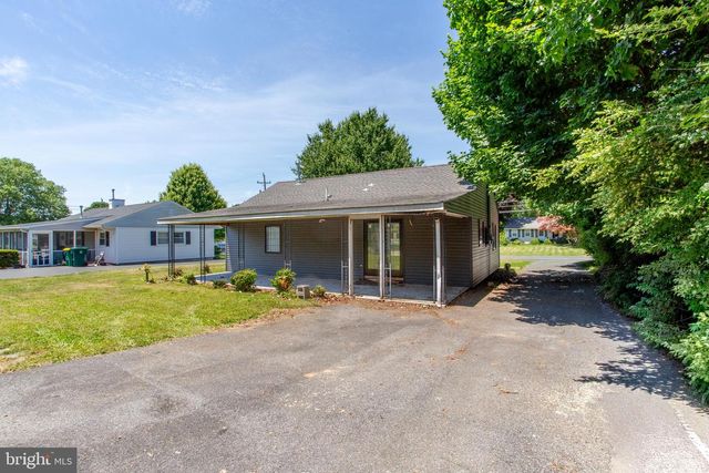 2424 NORTHWOOD AVE, Easton, PA 18045