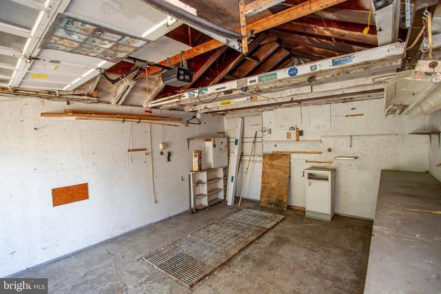2424 NORTHWOOD AVE, Easton, PA 18045