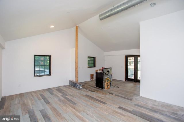 2424 NORTHWOOD AVE, Easton, PA 18045