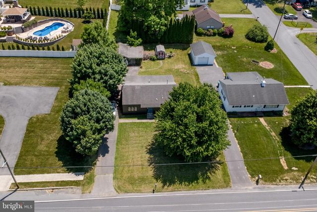 2424 NORTHWOOD AVE, Easton, PA 18045