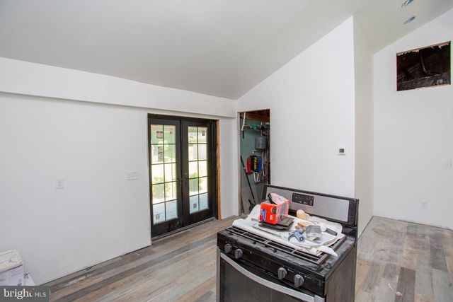 2424 NORTHWOOD AVE, Easton, PA 18045
