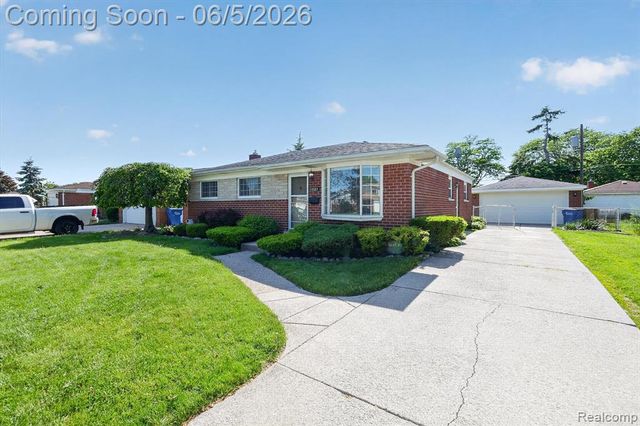 31561 Tecla Drive, Warren, MI 48088