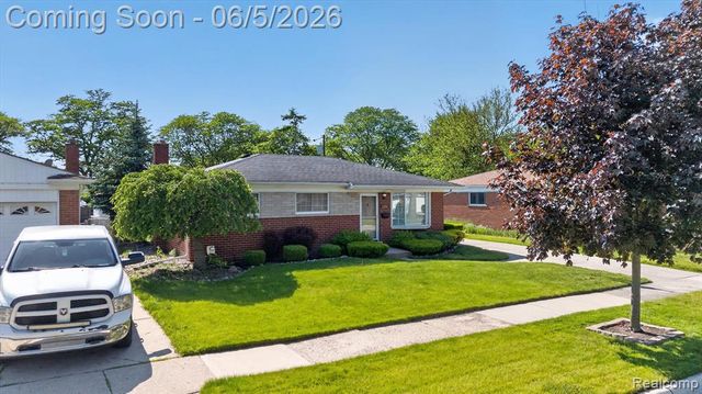 31561 Tecla Drive, Warren, MI 48088