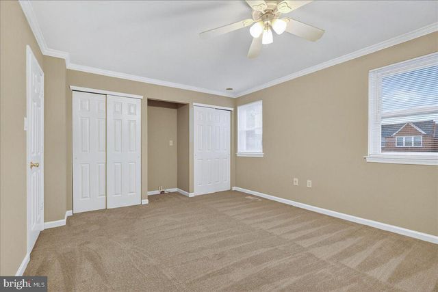 9865 GARVEY DR, Philadelphia, PA 19114