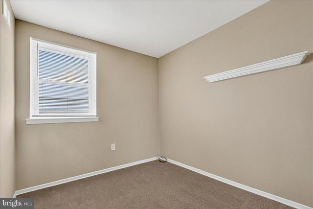 9865 GARVEY DR, Philadelphia, PA 19114