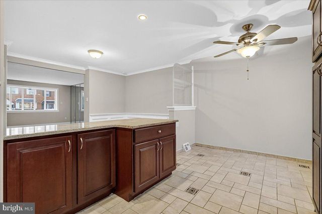 9865 GARVEY DR, Philadelphia, PA 19114