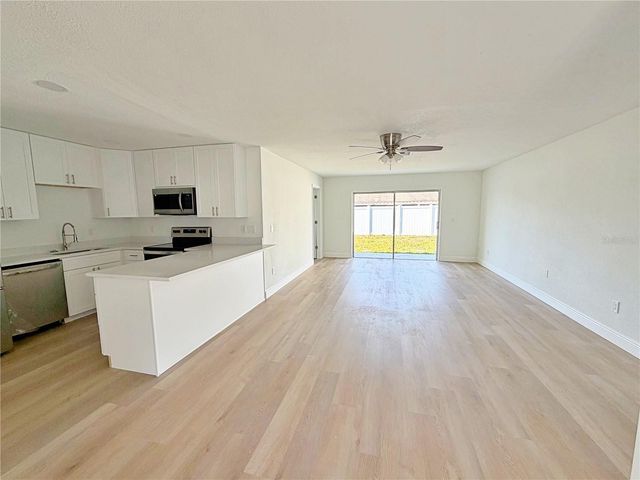 11036 GREENLINE WAY, Orlando, FL 32837