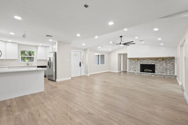202 Laidback Way, Fort Pierce, FL 34945