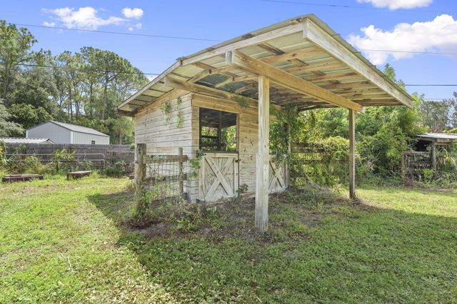 202 Laidback Way, Fort Pierce, FL 34945