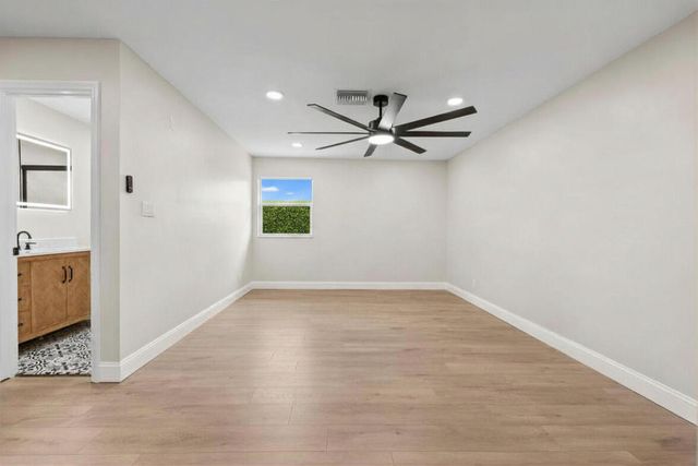 202 Laidback Way, Fort Pierce, FL 34945