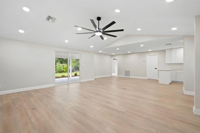 202 Laidback Way, Fort Pierce, FL 34945