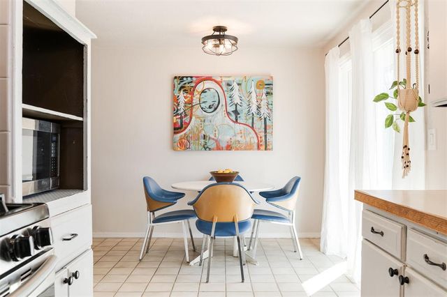 804 NW 16th Street, Moore, OK 73160