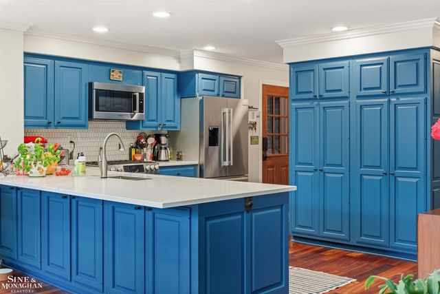 764 Pemberton Road, Grosse Pointe Park, MI 48230