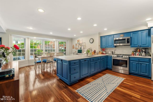 764 Pemberton Road, Grosse Pointe Park, MI 48230