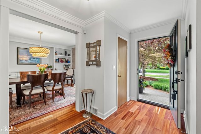 764 Pemberton Road, Grosse Pointe Park, MI 48230