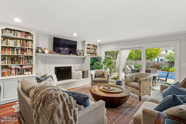 764 Pemberton Road, Grosse Pointe Park, MI 48230