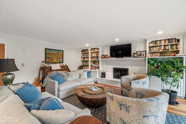 764 Pemberton Road, Grosse Pointe Park, MI 48230