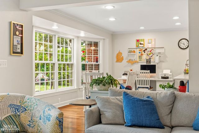 764 Pemberton Road, Grosse Pointe Park, MI 48230