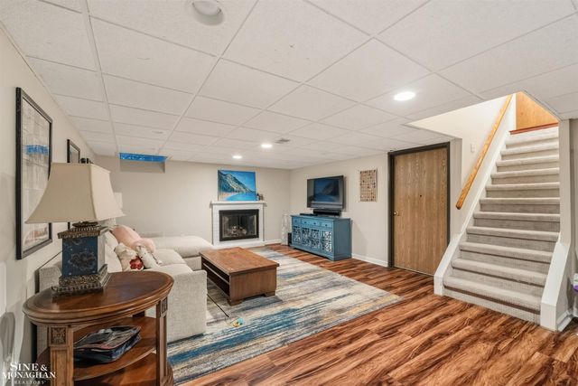 764 Pemberton Road, Grosse Pointe Park, MI 48230
