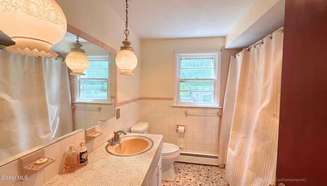 24 Lorelei Lane, Glenville, NY 12302