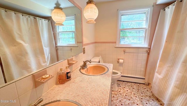 24 Lorelei Lane, Glenville, NY 12302