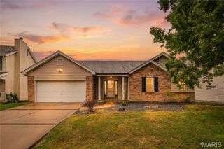 396 Upper Meadow Lane, St Peters, MO 63304