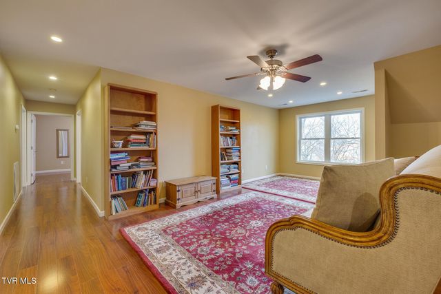 113 Ridgecrest Drive, Elizabethton, TN 37643