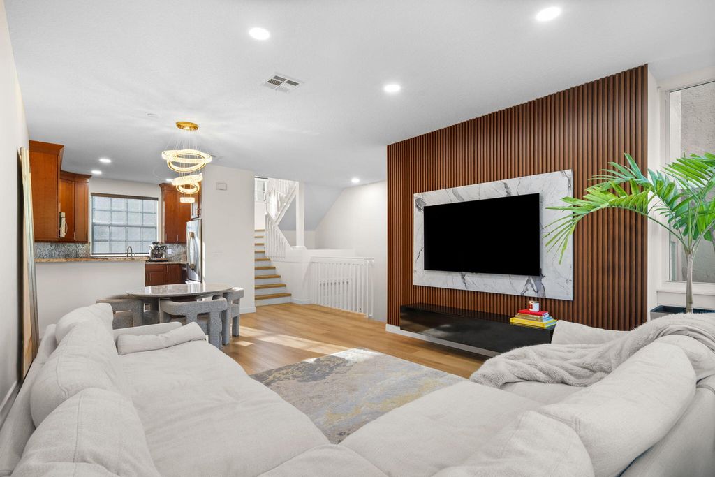 1213 Tequesta Street, Fort Lauderdale, FL 33312