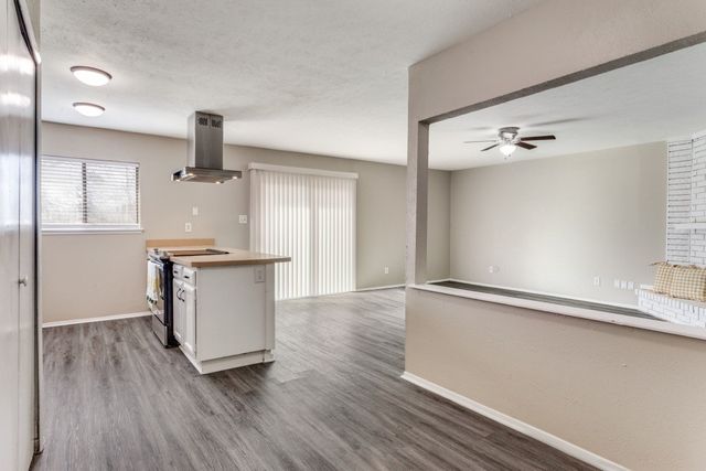 5817 Sidewinder Trail, Fort Worth, TX 76131